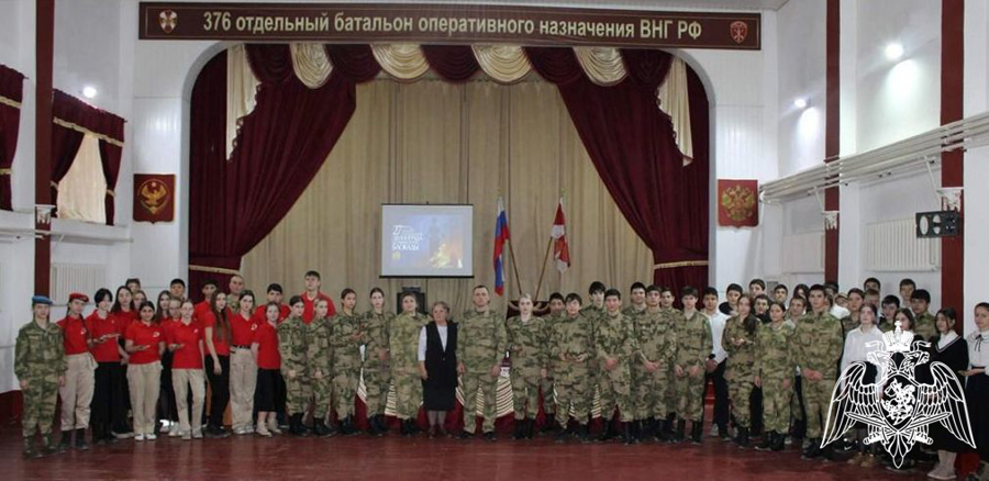 В Дагестане росгвардейцы приняли участие во всероссийской акции «Блокадный хлеб»