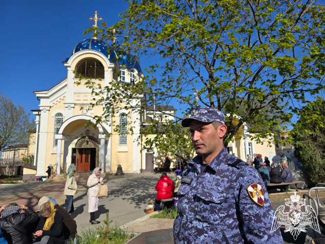 Росгвардия обеспечила безопасность во время празднования православной Пасхи в Дагестане