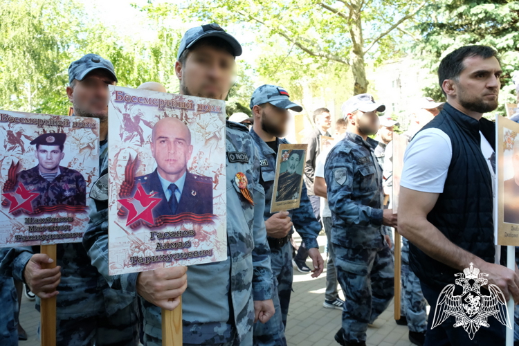 В Дагестане росгвардейцы приняли участие в акции «Бессмертный полк»