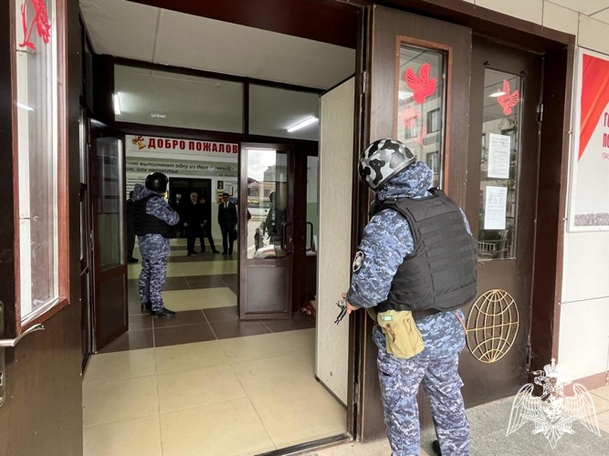 В Дагестане росгвардейцы приняли участие во всероссийских учениях по антитеррористической защищенности образовательных учреждений 