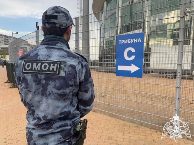 В Дагестане росгвардейцы обеспечили безопасность футбольного матча Российской премьер-лиги