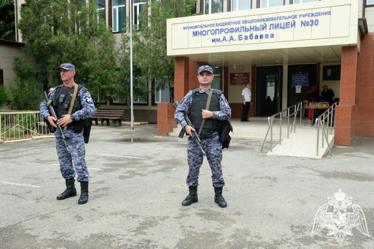 Росгвардия обеспечила безопасность в период проведения Единого дня голосования в Дагестане