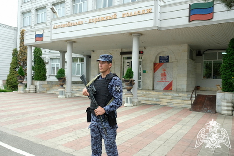 Росгвардия обеспечила безопасность в период проведения Единого дня голосования в Дагестане