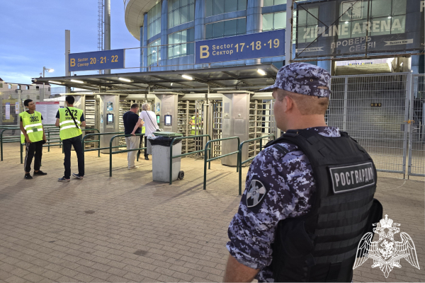 Росгвардия обеспечила безопасность проведения футбольного матча РПЛ в Дагестане