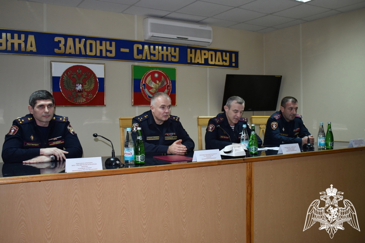 День образования подразделений вневедомственной охраны Росгвардии отметили в Дагестане
