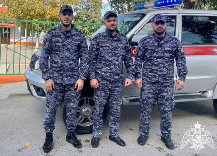 В Дагестане росгвардейцы предотвратили пожар на охраняемом объекте