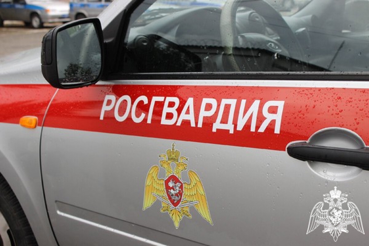 В Махачкале росгвардейцы пресекли нарушение общественного порядка на охраняемом объекте