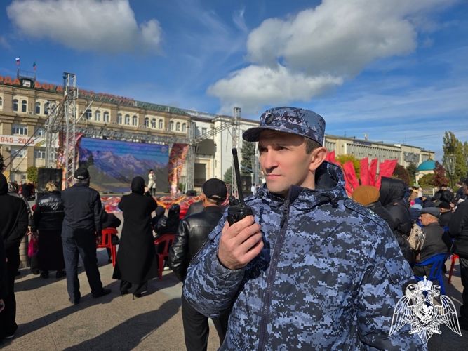 Росгвардейцы обеспечили правопорядок в День народного единства в Дагестане