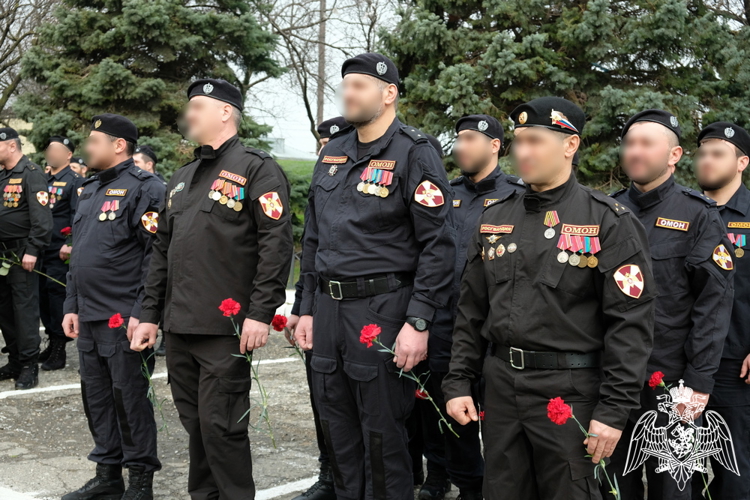 В День Росгвардии в Дагестане почти память павших воинов правопорядка