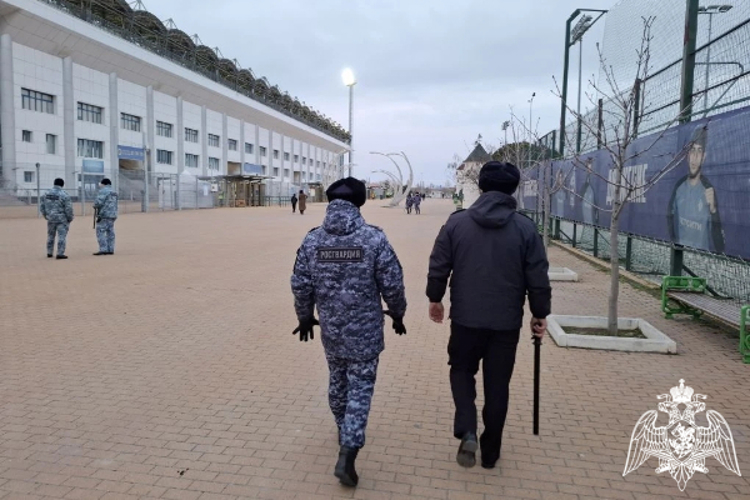 Росгвардейцы обеспечили безопасность футбольного матча РПЛ в Дагестане