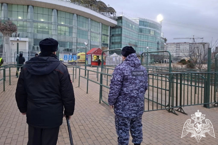 Росгвардейцы обеспечили безопасность футбольного матча РПЛ в Дагестане