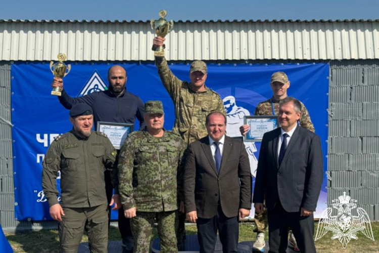 В Дагестане росгвардейцы стали серебряными призерами чемпионата общества «Динамо» по служебному двоеборью