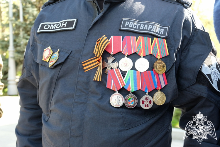 В Дагестане с участием Росгвардии прошла всероссийская акция «Георгиевская ленточка»