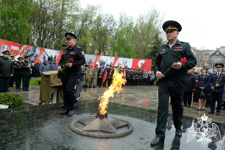 Представители Росгвардии в Дагестане стали участниками акции «Вахта памяти»