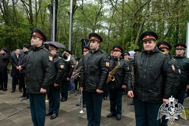 Представители Росгвардии в Дагестане стали участниками акции «Вахта памяти»
