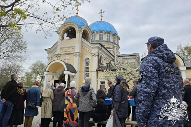 Росгвардия обеспечила безопасность во время празднования Пасхи в Дагестане