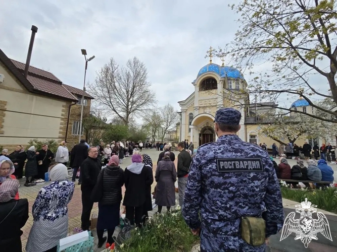 Росгвардия обеспечила безопасность во время празднования Пасхи в Дагестане