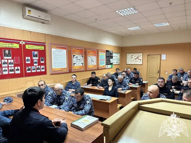 В Дагестане росгвардейцы встретились с участником ликвидации последствий чернобыльской катастрофы