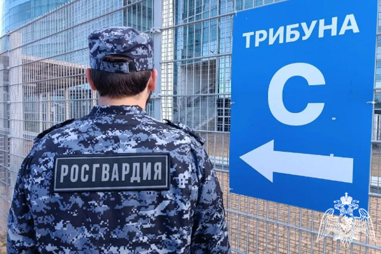 Росгвардейцы обеспечили безопасность футбольного матча Российской премьер-лиги в Дагестане