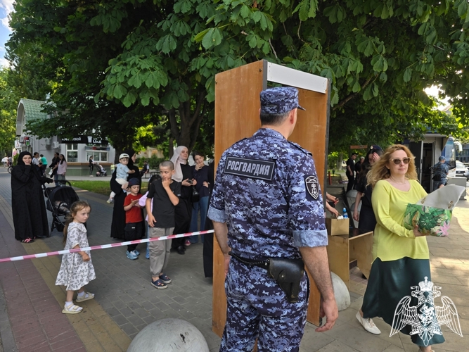 Росгвардия обеспечила правопорядок во время празднования Дня России в Дагестане