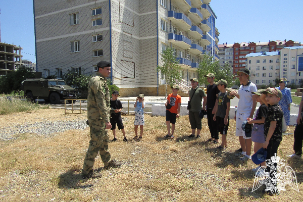 В Дагестане стартовала акция «Каникулы с Росгвардией»