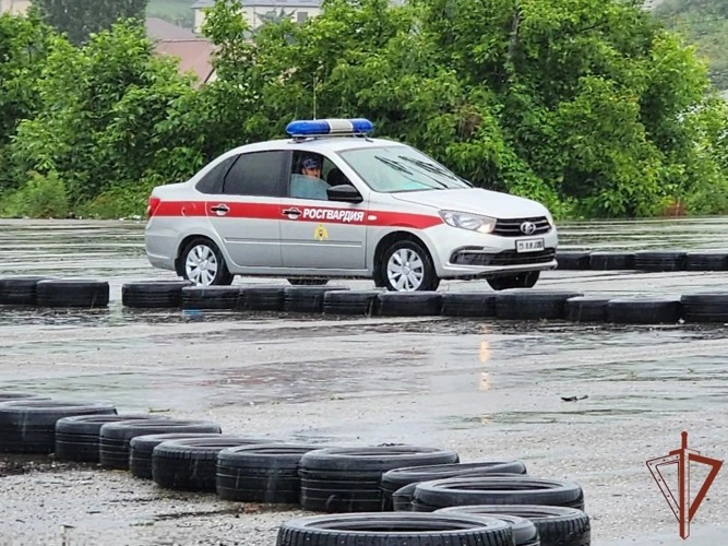 Росгвардейцы из Дагестана стали бронзовыми призерами окружного этапа конкурса профессионального мастерства сотрудников вневедомственной охраны 