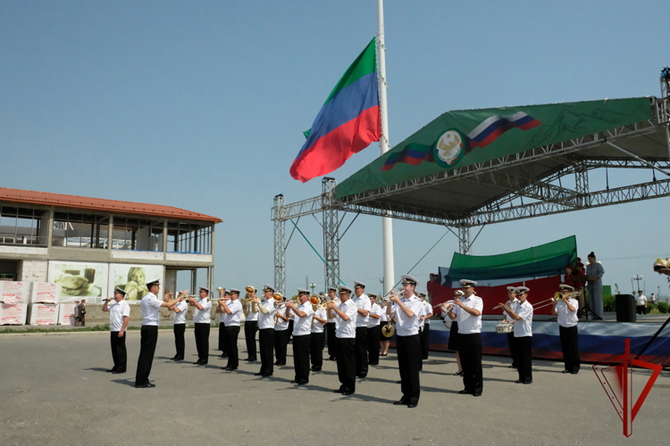Начальник Управления Росгвардии по Республике Дагестан принял участие в мероприятии, посвященном Дню Конституции РД