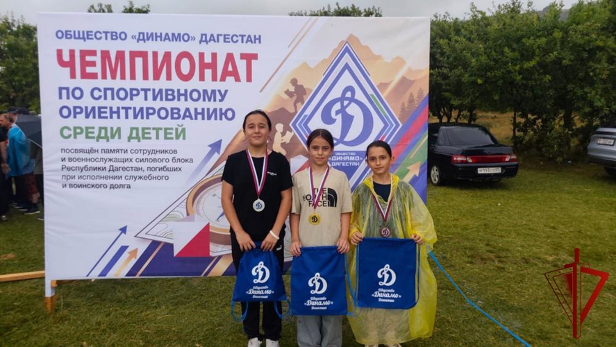 В Дагестане дети росгвардейцев стали бронзовыми призерами чемпионата по спортивному ориентированию