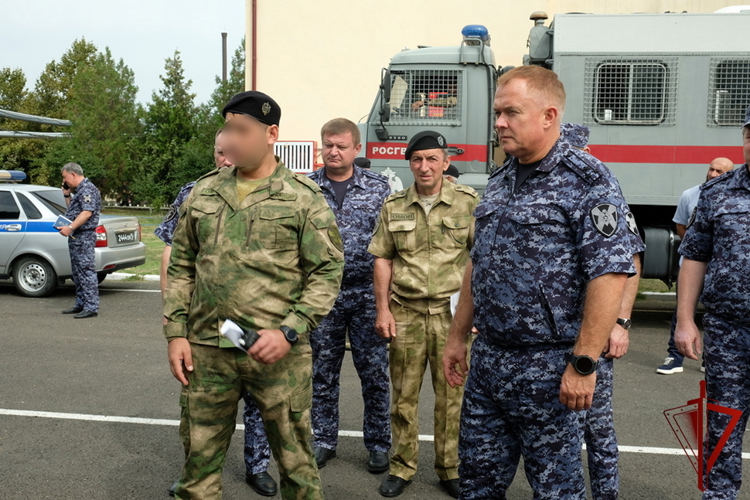В Дагестане начальник регионального управления Росгвардии провел инструкторско-методические занятия с руководящим составом подразделений