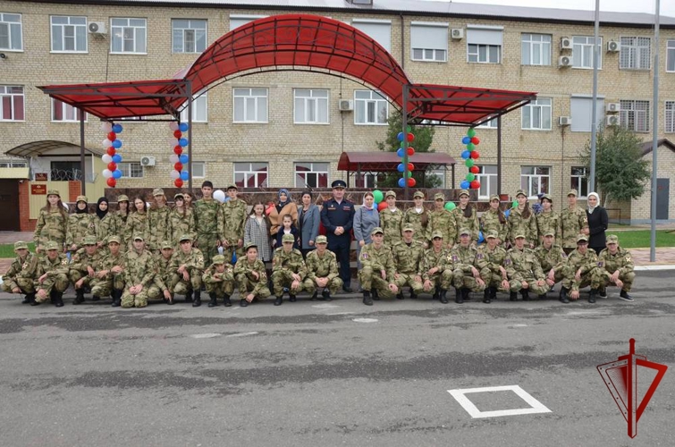 В Дагестане отметили 60-летие специальных моторизованных воинских частей Росгвардии