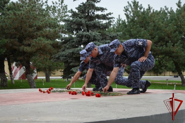 В Дагестане отметили 60-летие специальных моторизованных воинских частей Росгвардии