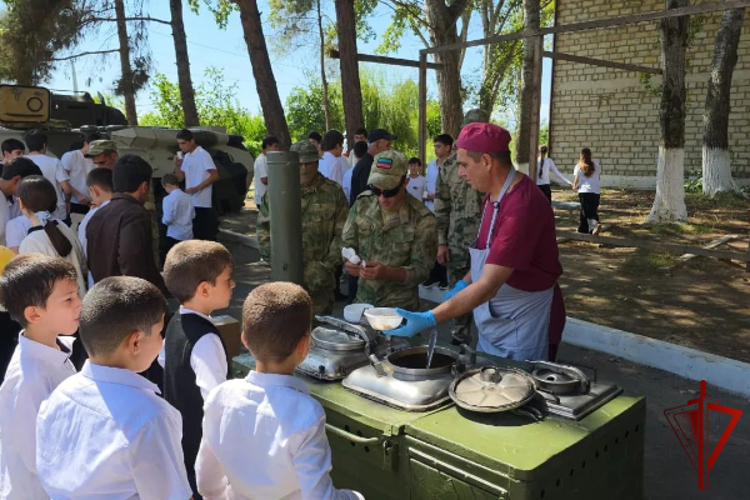 Росгвардейцы провели уроки Мужества для дагестанских школьников
