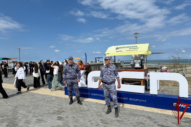 В Дагестане росгвардейцы обеспечили безопасность на молодежном форуме «Каспий»