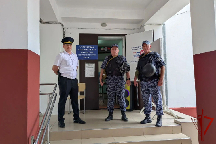 В Дагестане росгвардейцы обеспечили охрану общественного порядка в дни выборов 