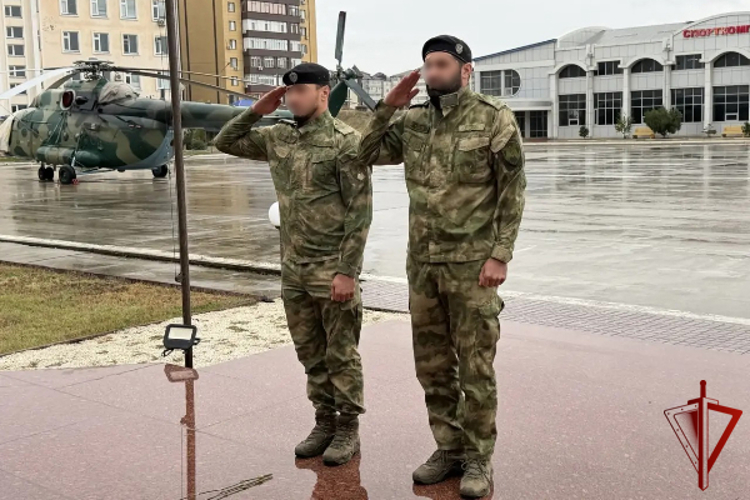 В Дагестане росгвардейцы отметили День ОМОН